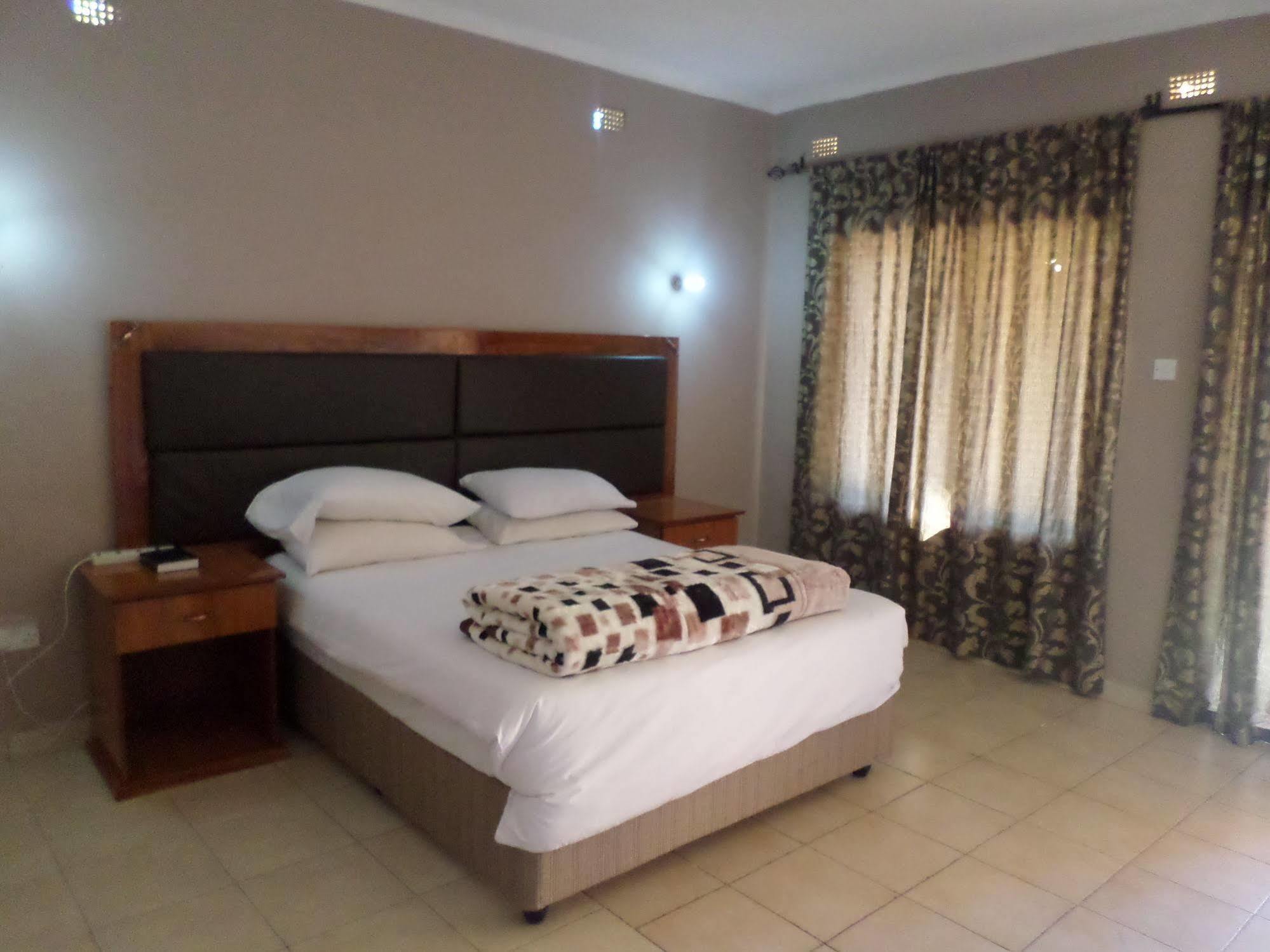 The View Lodge Victoria Falls Zewnętrze zdjęcie